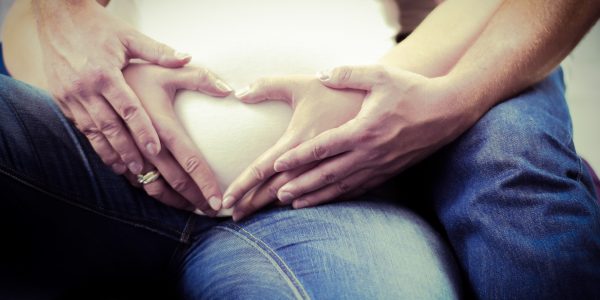 baby-belly-1533541_1920 Shiatsu in der Schwangerschaft